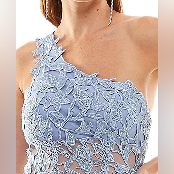 🌀Asymmetric Floral-Applique Sleeveless Prom Dress Gown in Light Blue Periwinkle - Picture 4 of 5